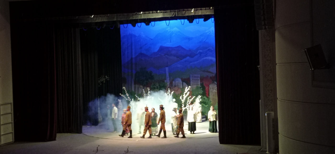 🎭 “Teatr – ibratxonadir!” 🎬