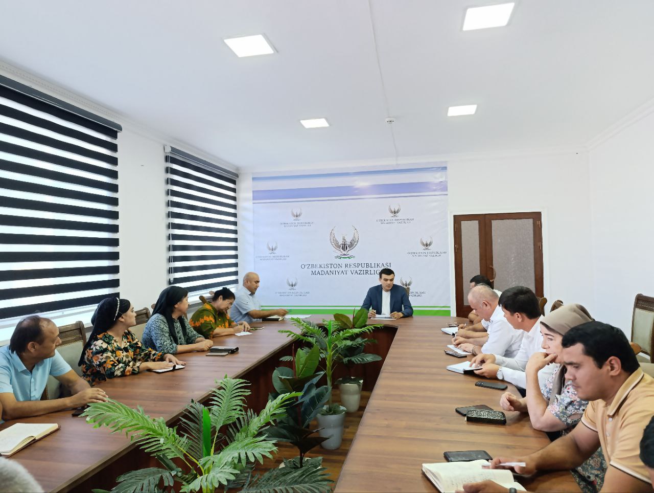 Buxoro viloyati Madaniyat boshqarmasida muhim yig‘ilish